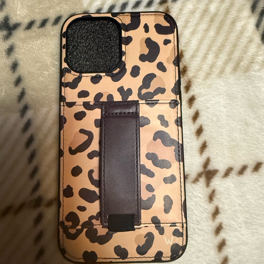 Wallis Tan and Black Leopard Phone Case with Stand for iPhone 13 Pro Max